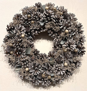 Glitter berry Christmas Wreath