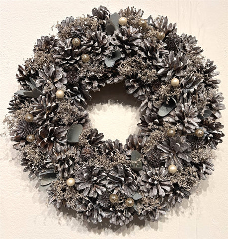 Glitter berry Christmas Wreath