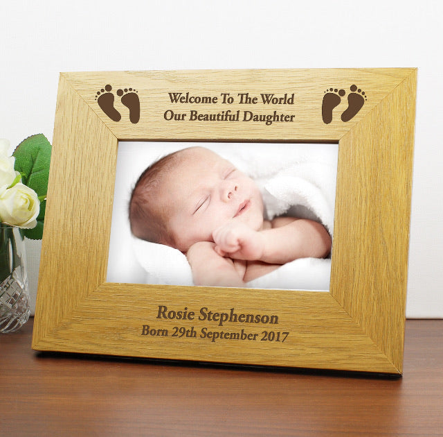 Personalised Oak Finish 6x4 Landscape Baby Footprints Photo Frame