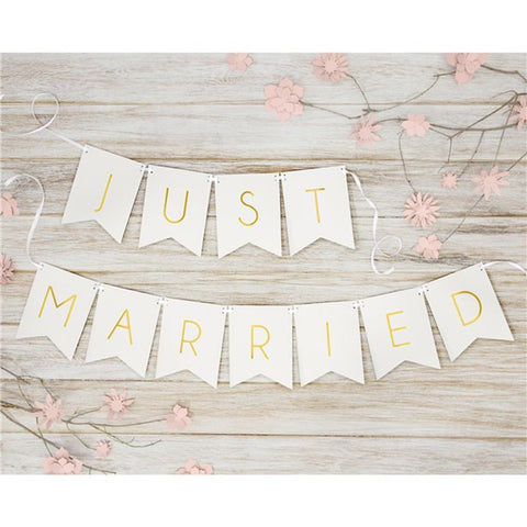 White Just Married Bunting